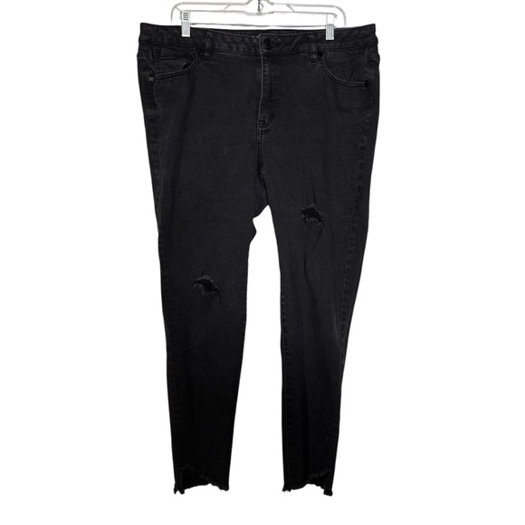 Lane Bryant Mid Rise Super Stretch Ankle Jeans Black Size 18 Distressed Stretchy - Picture 1 of 10